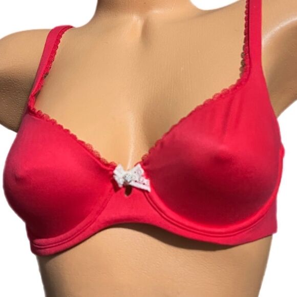 Victoria’s Secret Body Supersoft unlined Demi Underwire bra Red 34B - Picture 1 of 5